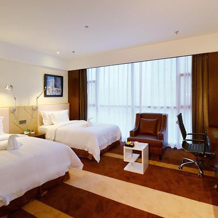 Xiamen Discovery Hotel Exterior photo