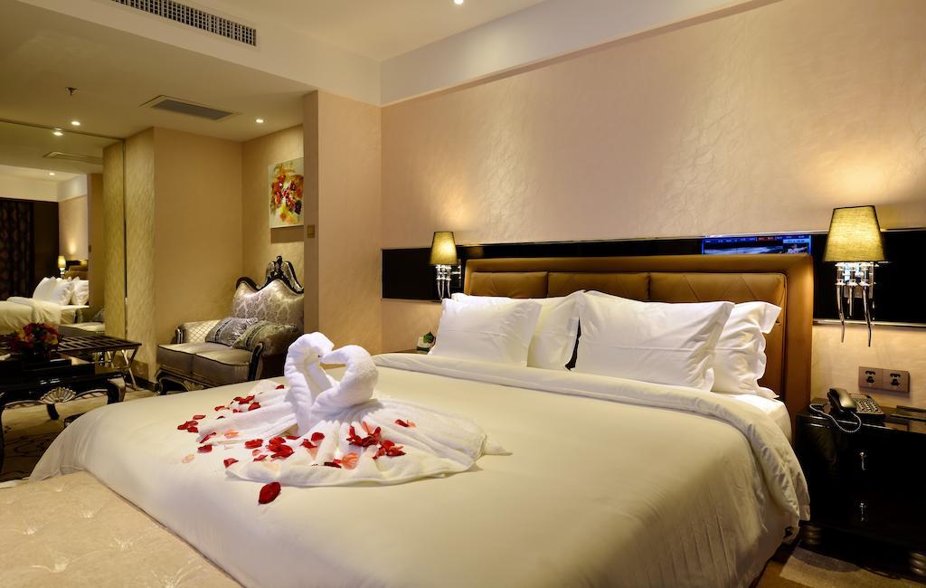 Xiamen Discovery Hotel Room photo